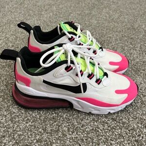 listing-status-banner